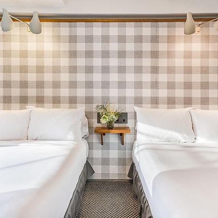 Paramount Hotel Times Square New York Bagian luar foto