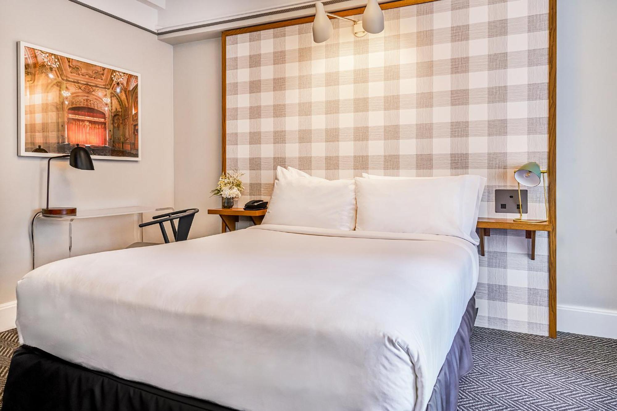 Paramount Hotel Times Square New York Bagian luar foto